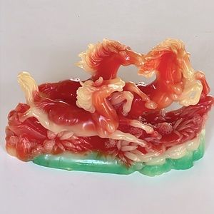 VTG Chinese Wild Red Horses